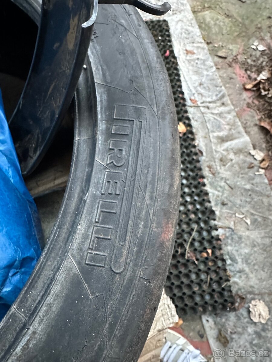 Prodám závodní pneu slicky Pirelli 235/40 r18 - 3