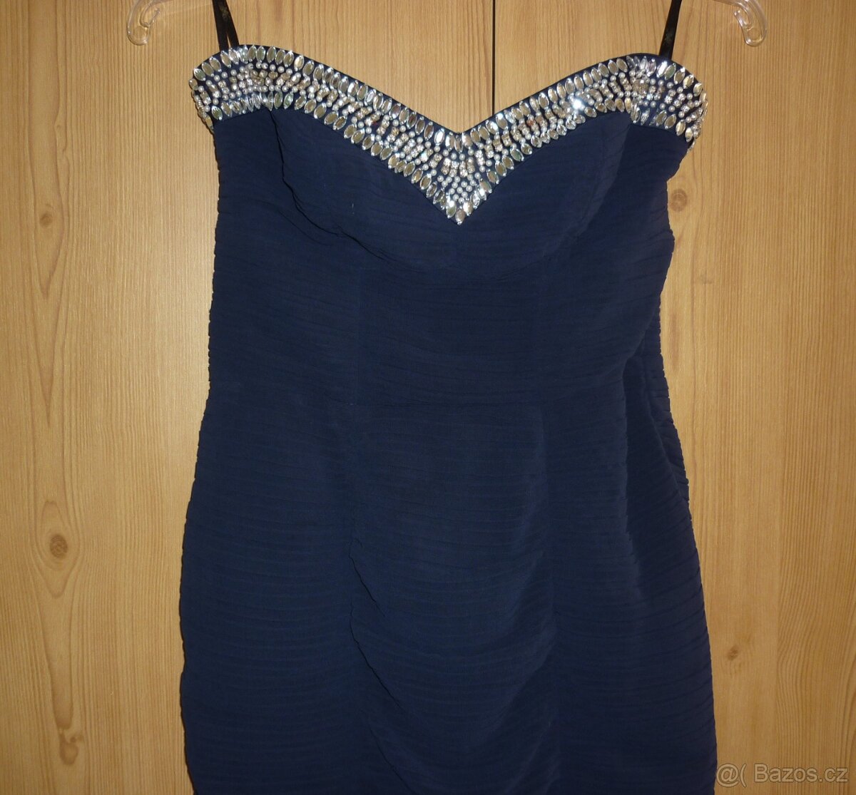 Navy modré dlouhé večerní plesové šaty Lipsy - 3