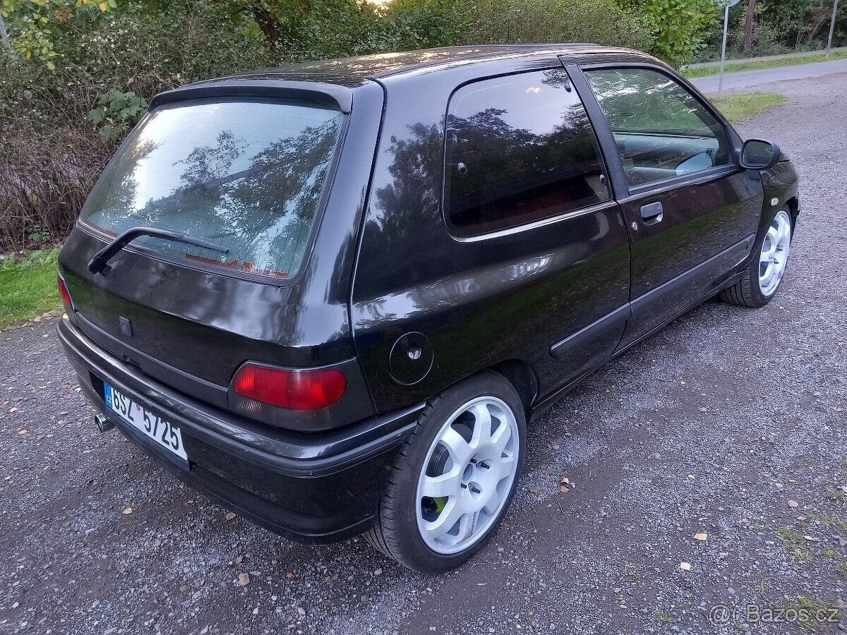 Renault Clio 1.8 16V - 3