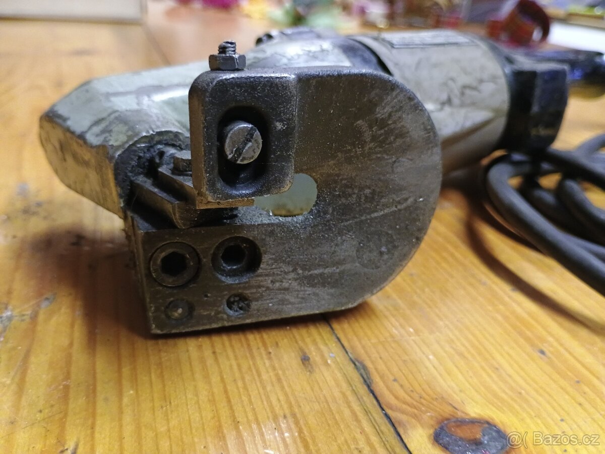 Elektrické nůžky na plech Narex - 3