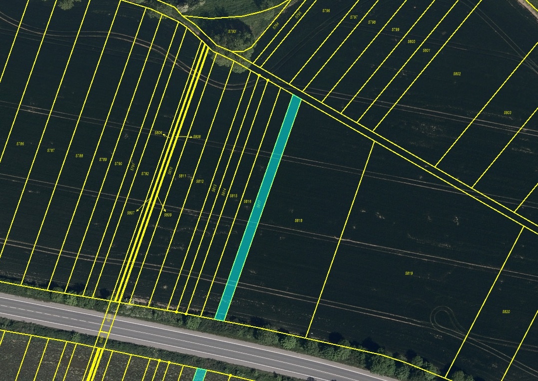 Prodej uceleného pole 2 071 m² - kú Drslavice - 3
