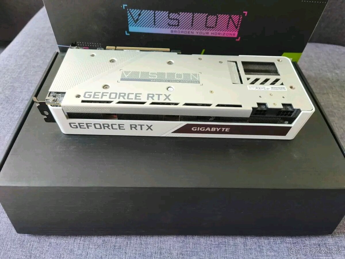 Gigabyte GeForce RTX 3070 VISION OC 8G - 3