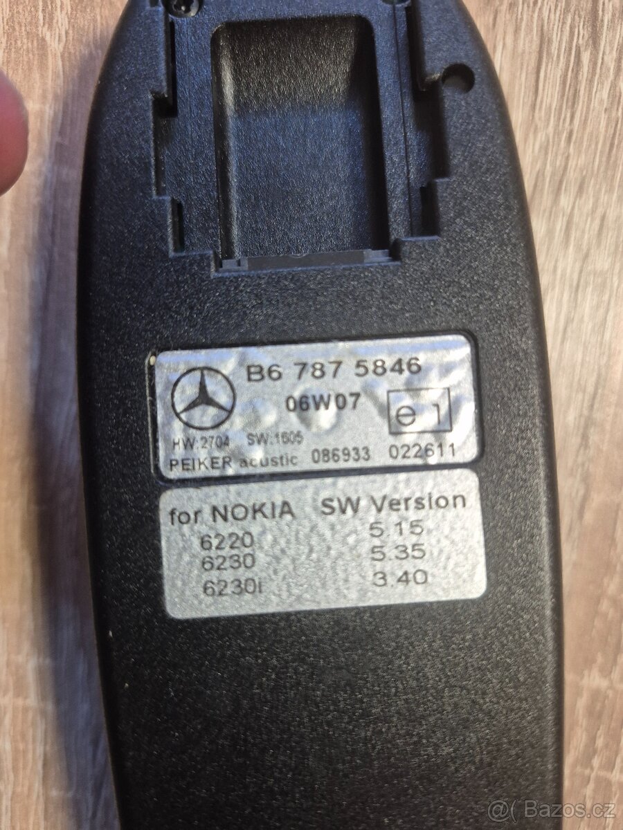 Mercedes - držák mobilu - 3