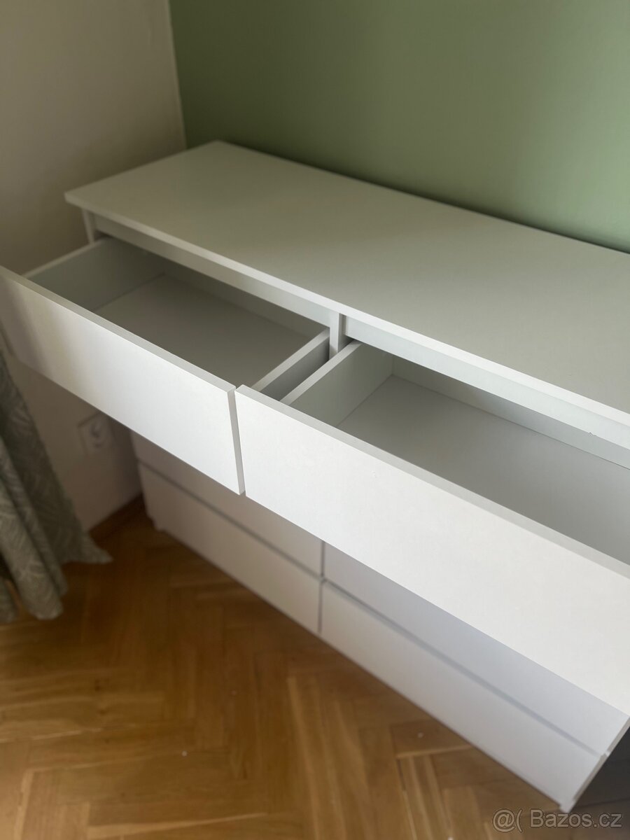 Velká bílá komoda - 3