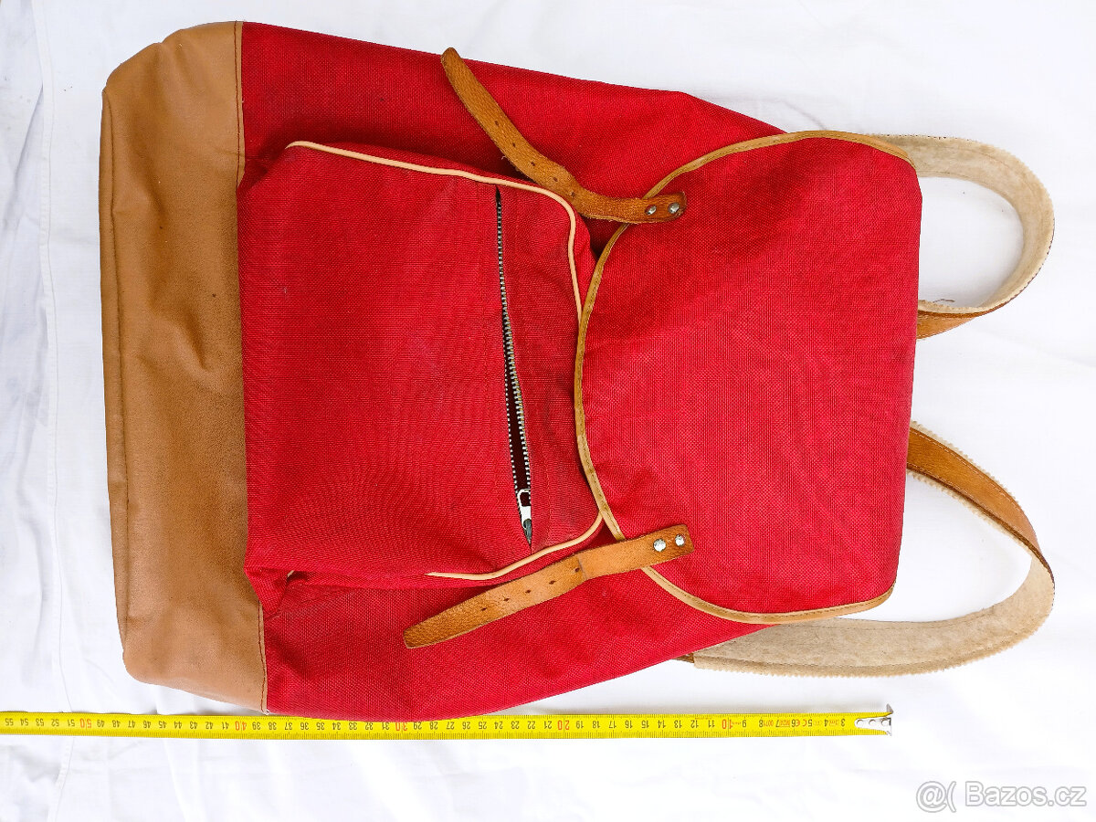 Batoh retro červený - 3