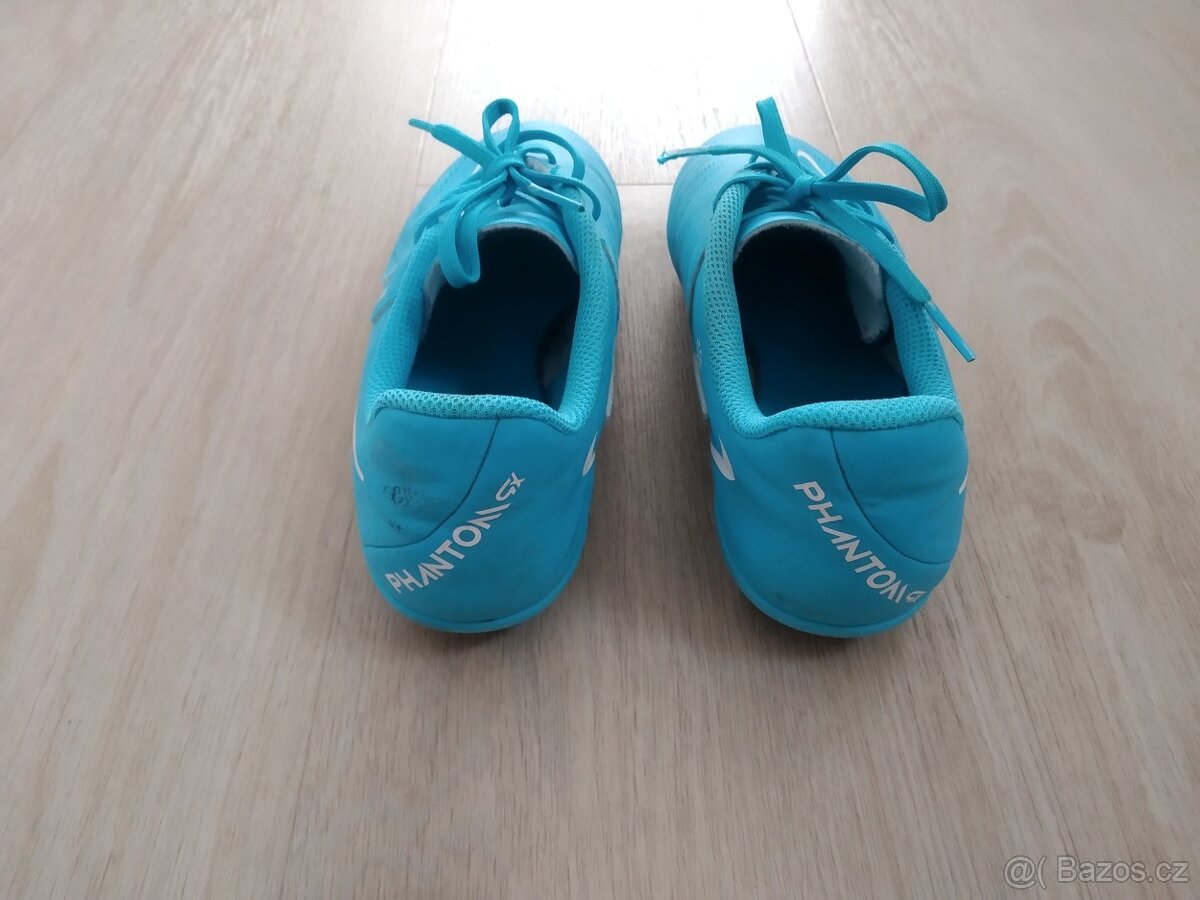 Kopačky zn. Nike vel.35,5 - 3