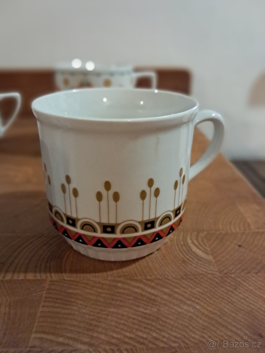 6x retro hrnek .......č3 - 3