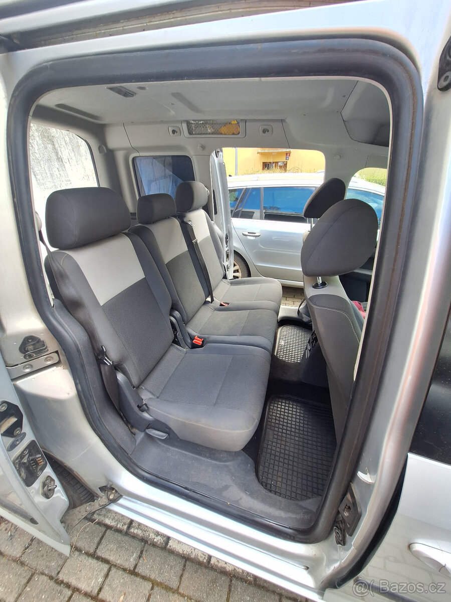 Volkswagen Caddy 1,6 75kW - 3