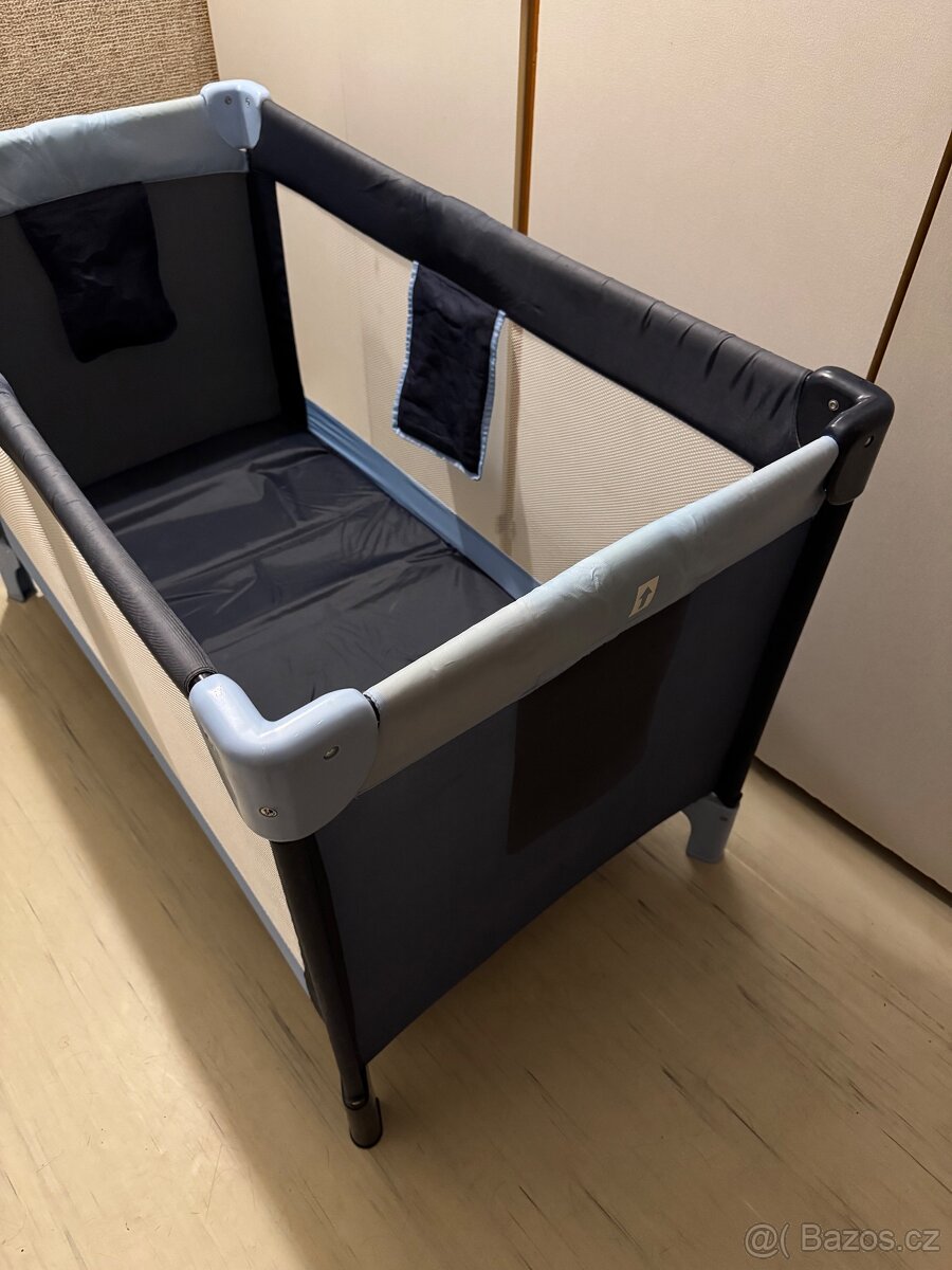 Cestovní postýlka - 3