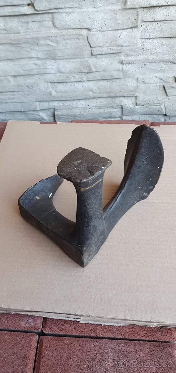 ŠEVCOVSKA KOVADLINA - 3