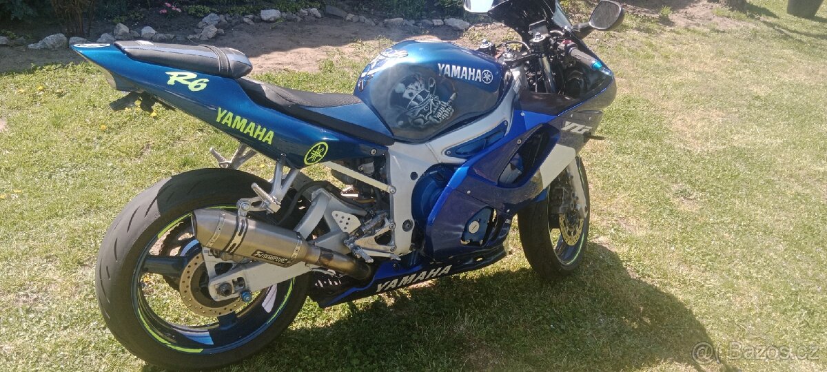 Yamaha R6 - 3