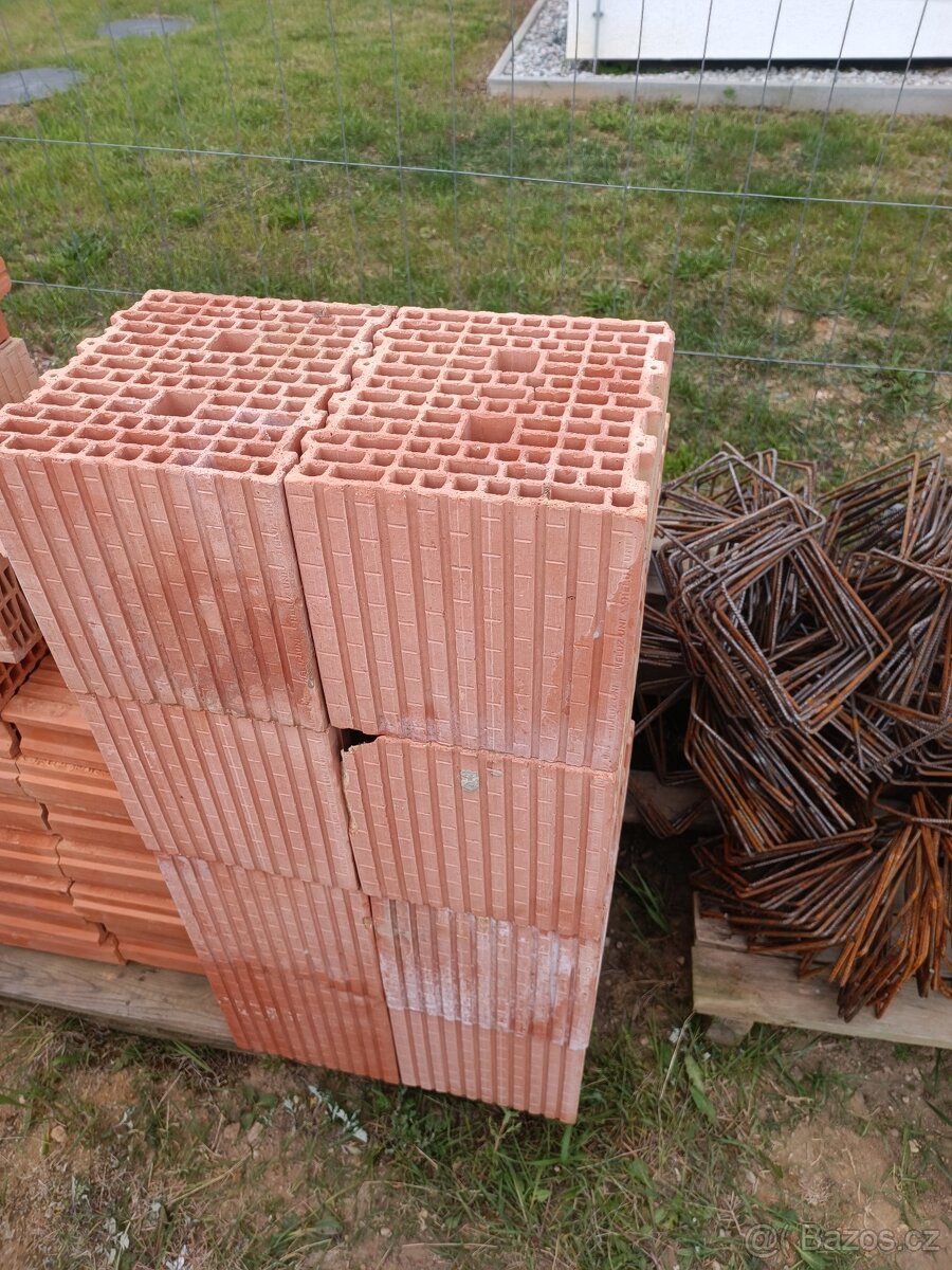 Cihly heluz, porotherm - 3