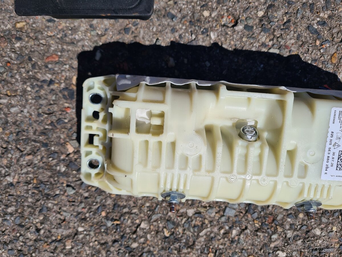 Volkswagen Passat B8 airbagová sada nová - 3