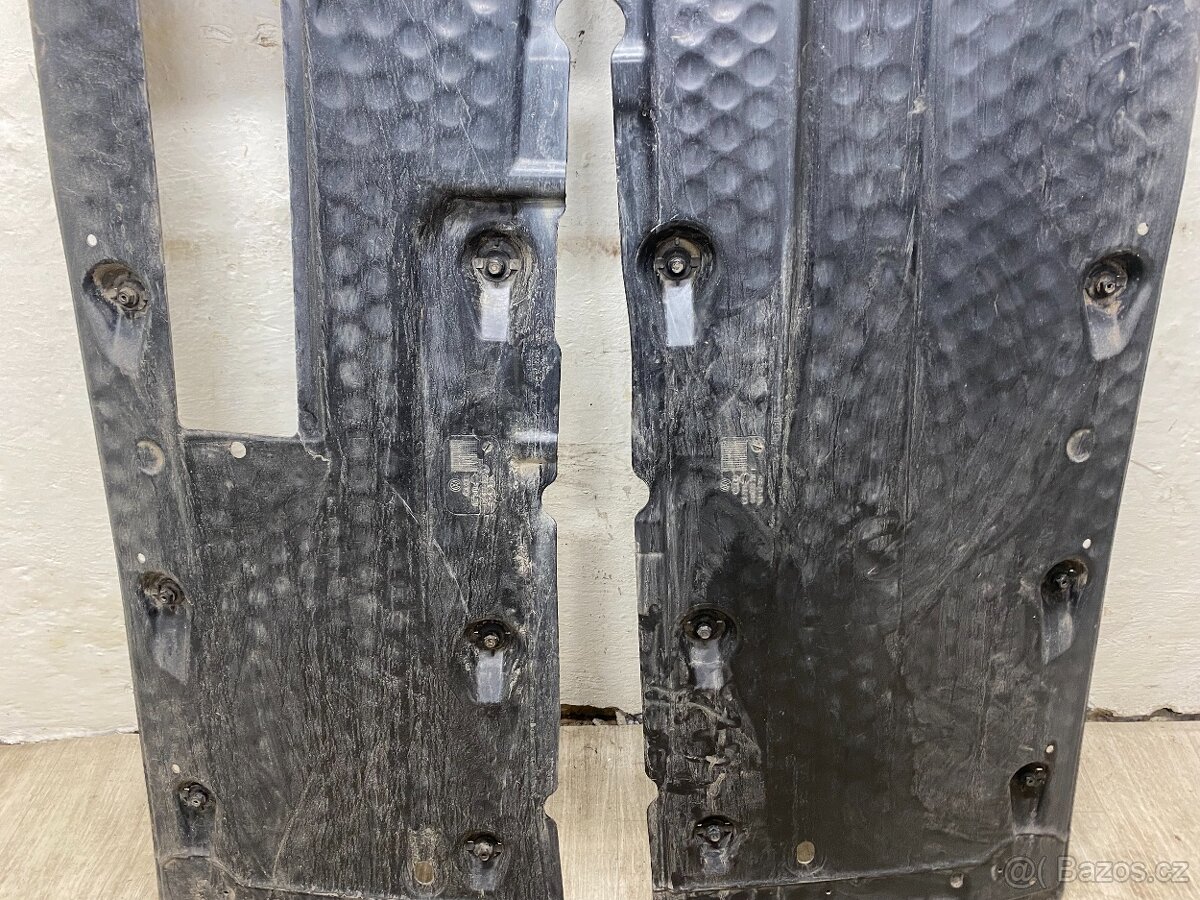 ŠKODA OCTAVIA 2 2004-2013 - LEVÝ KRYCÍ PLAST PODVOZKU - 3