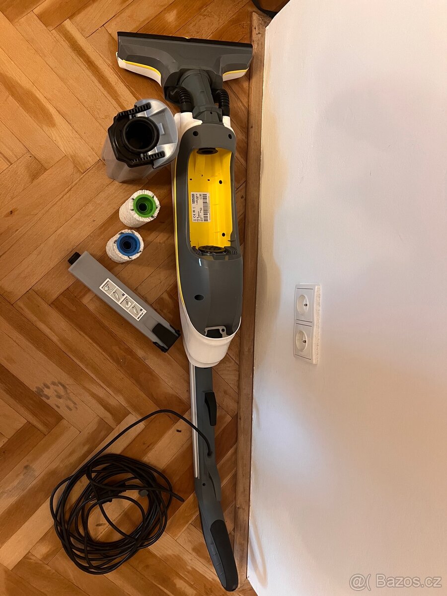 Vysavač Karcher - 3