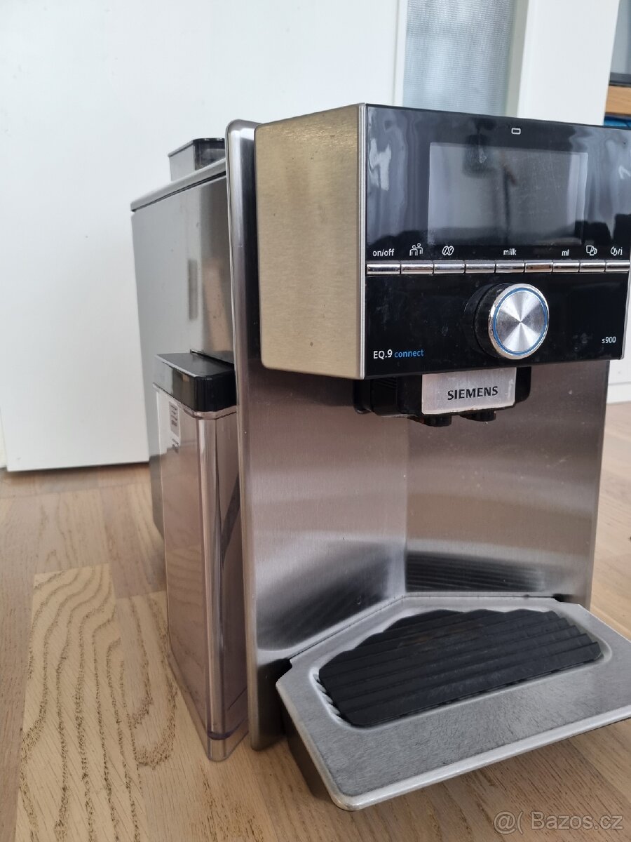 Kávovar Siemens na 2 druhy kávy EQ9 - 3