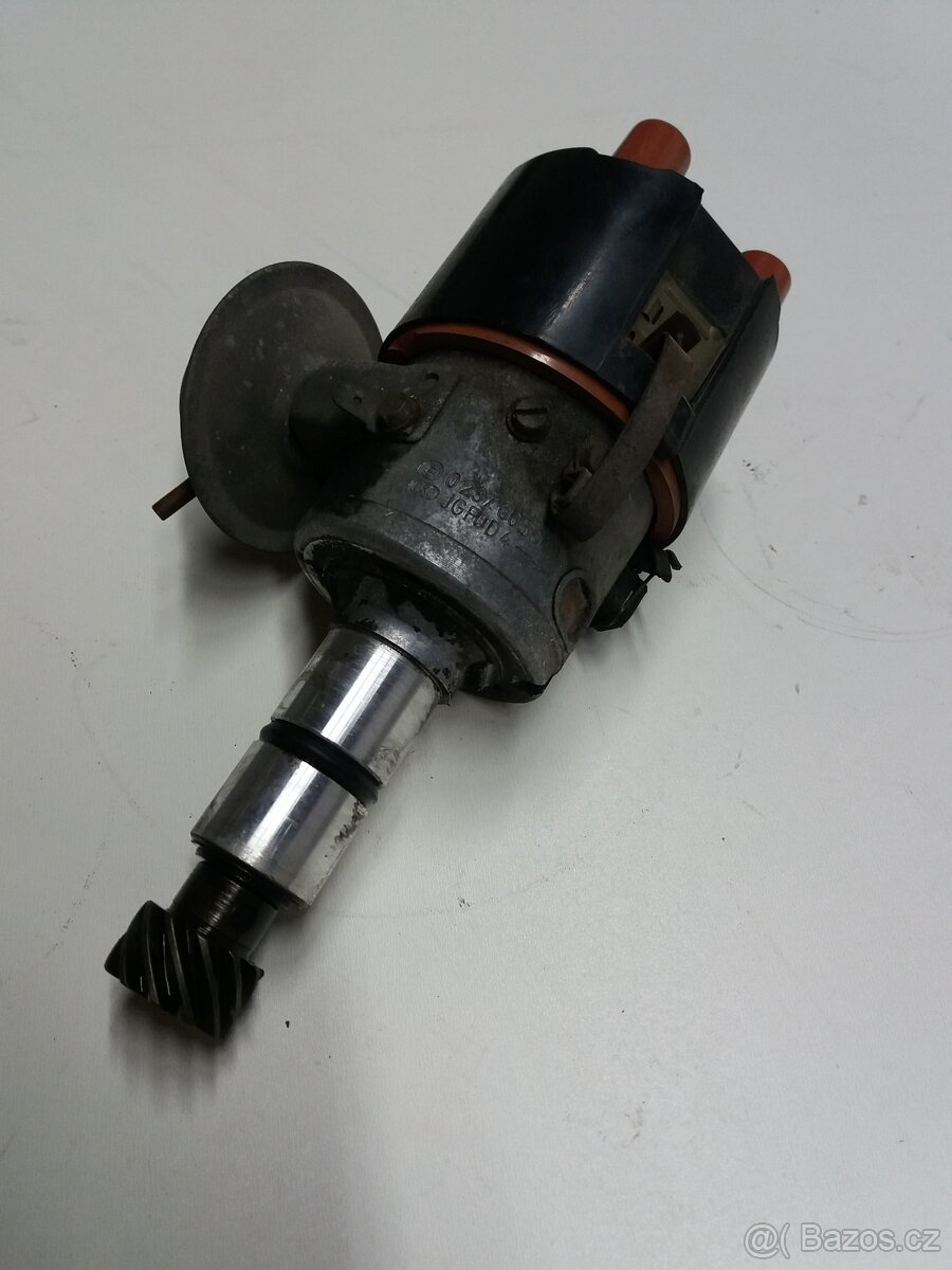 BMW E21 E10 E12 - M10 - Náhradní Díly 2 - 3