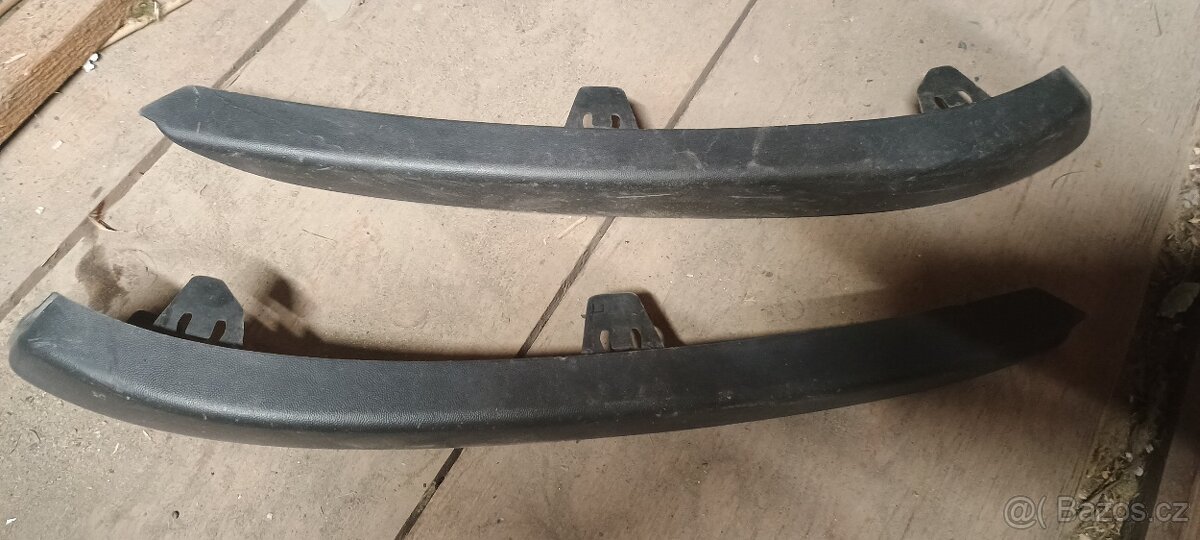levá a pravá lišta nárazníku Opel Astra H - 3