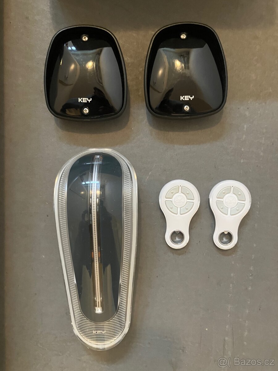 Pohon dvoukřídlé brány - 3