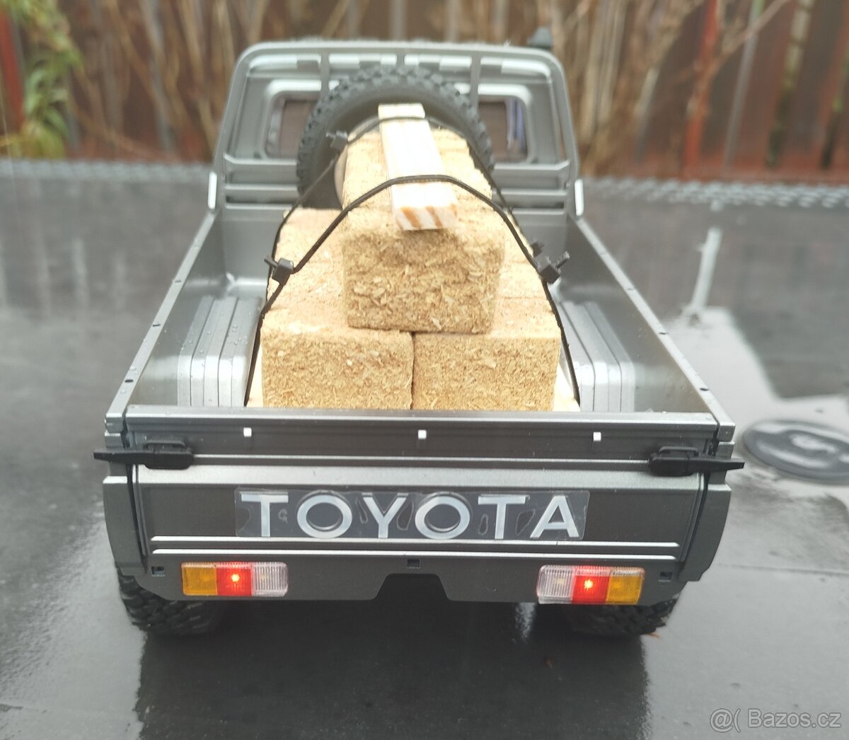 RC auto L.Rover MN 82 - 3