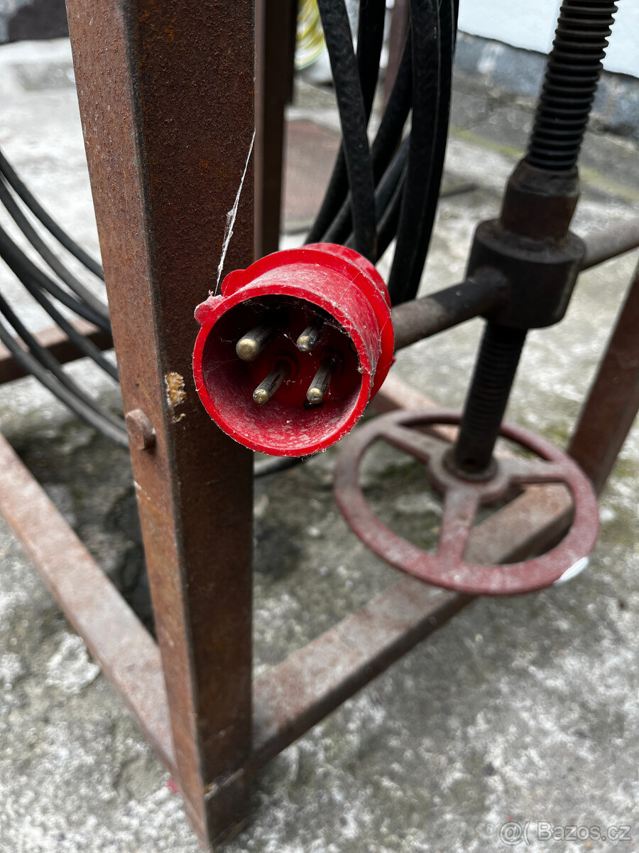 Kotoučová pila s válem (cirkulárka) - 3