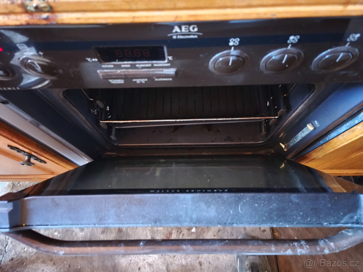 El trouba+sklokeramická deska - 3