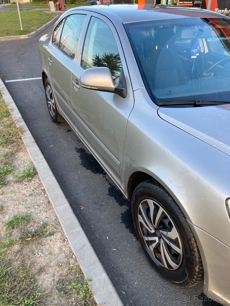 Škoda Octavia 2 Facelift - 3