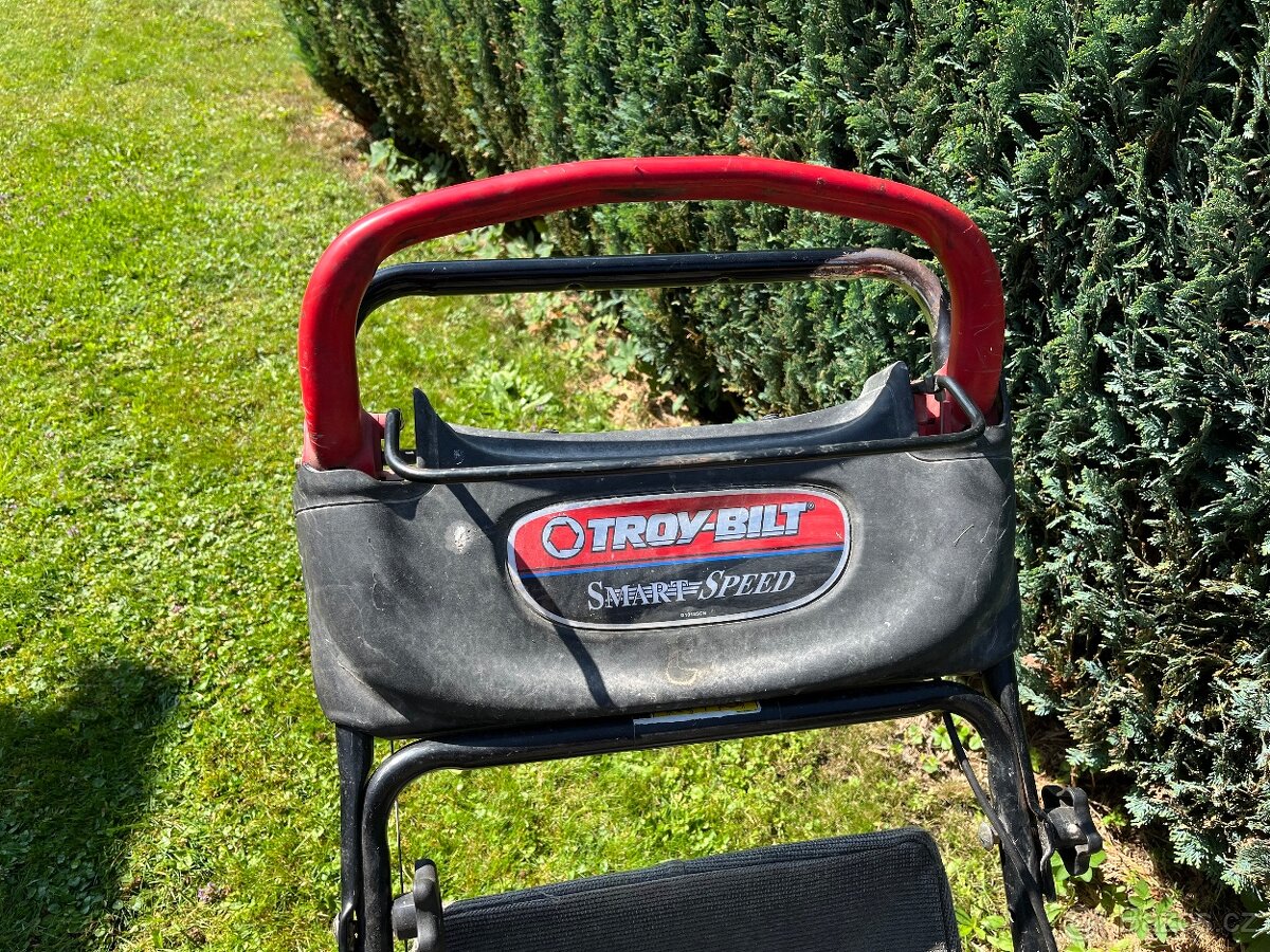 benzínová sekačka, Briggs & Straton, s pojezdem - 3