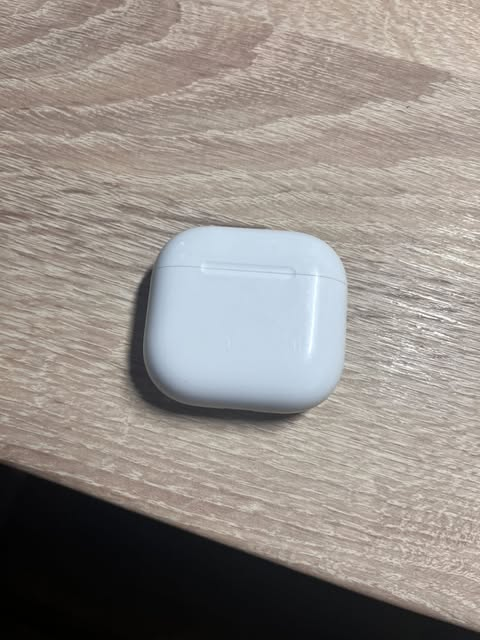 Sluchátka Airpods 4 - 3