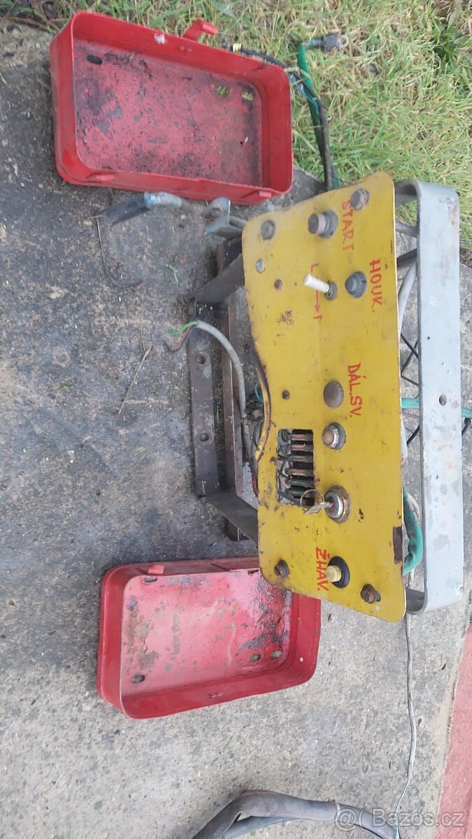 Malotraktor tk Přístrojová deska+ kastliky - 3