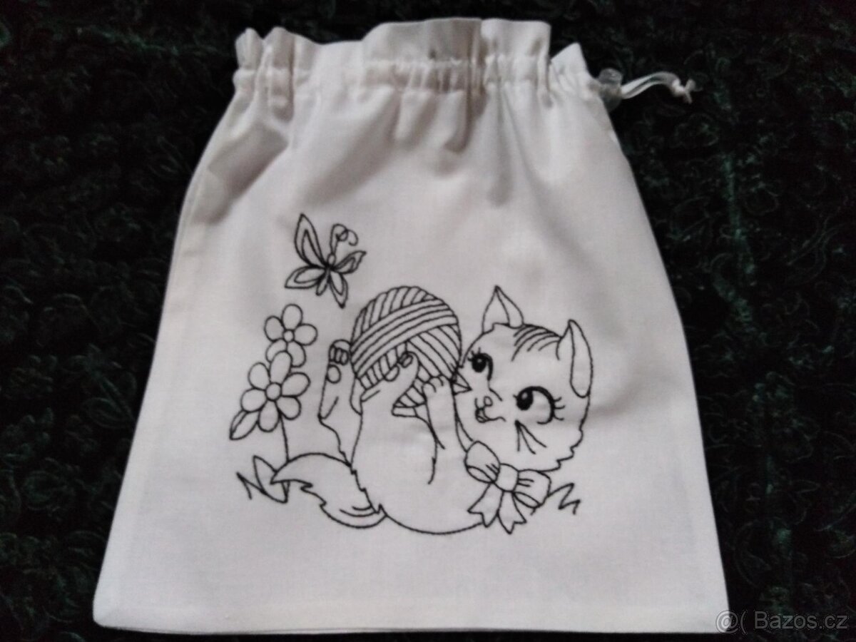 VYŠÍVANÉ PYTLÍČKY - KOČKA - KOTĚ 5 kusů - 3