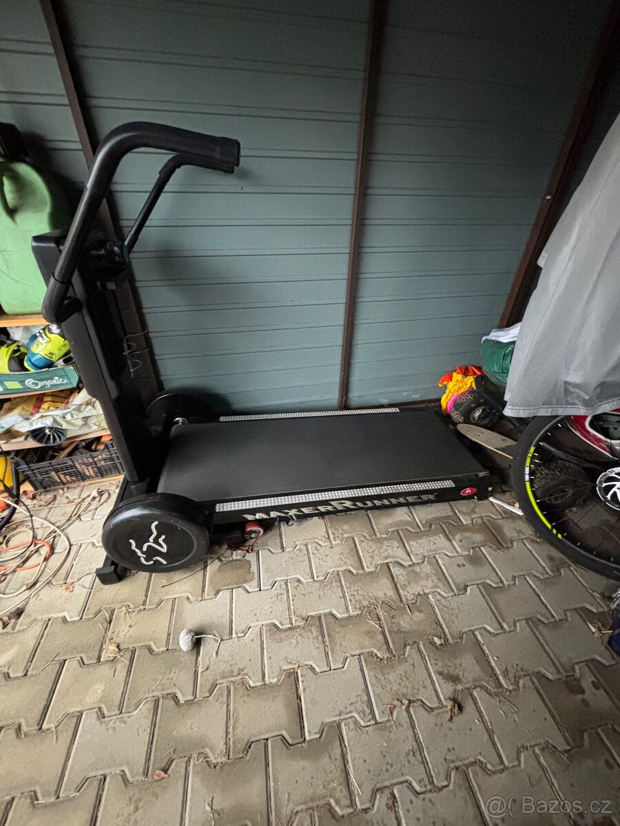 Běžecký pás HEAT - 3