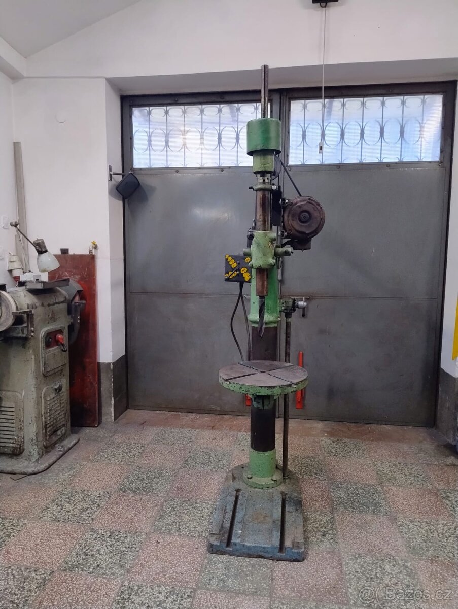 Stojanová vrtačka VOLMAN - 3