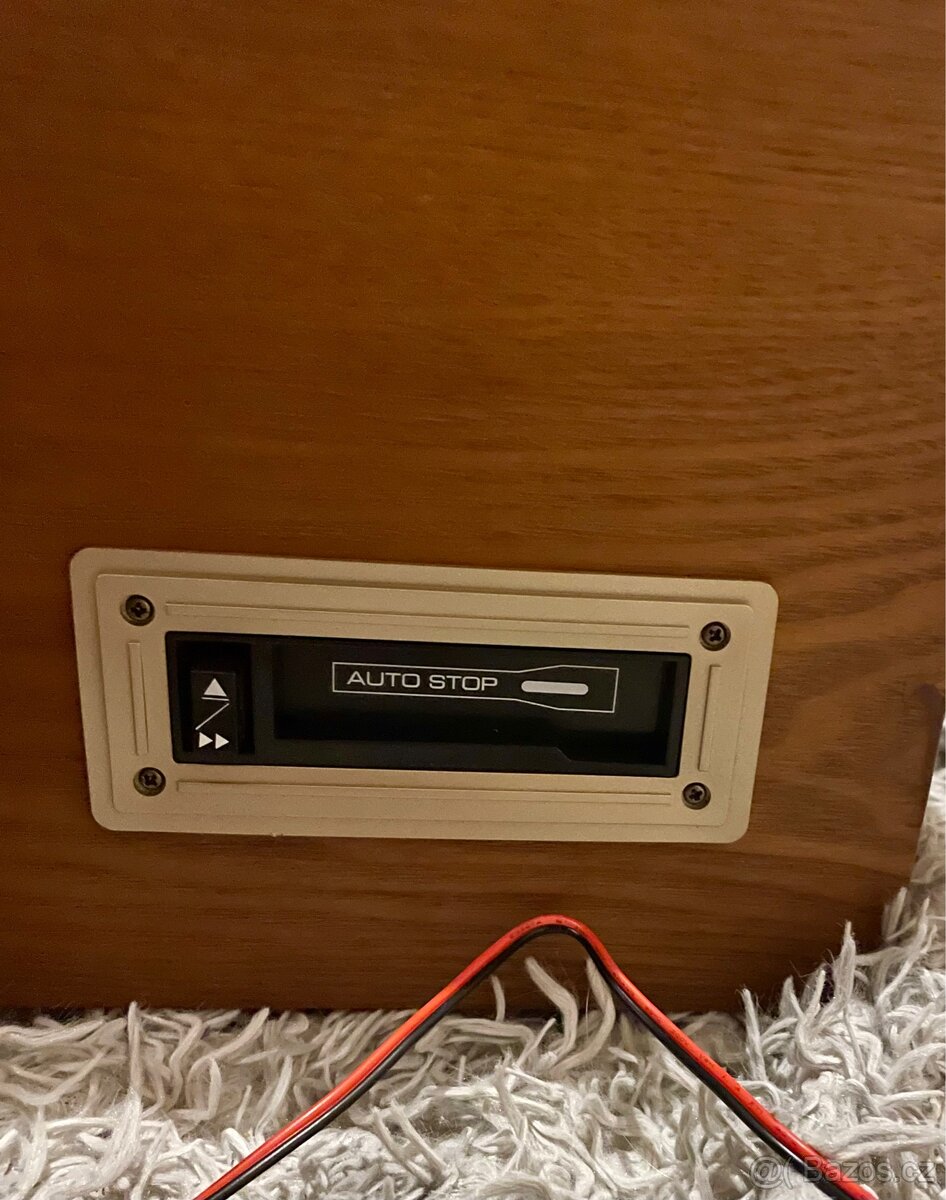 Nový gramofon, CD, kazety, rádio. Lze zaslat - 3