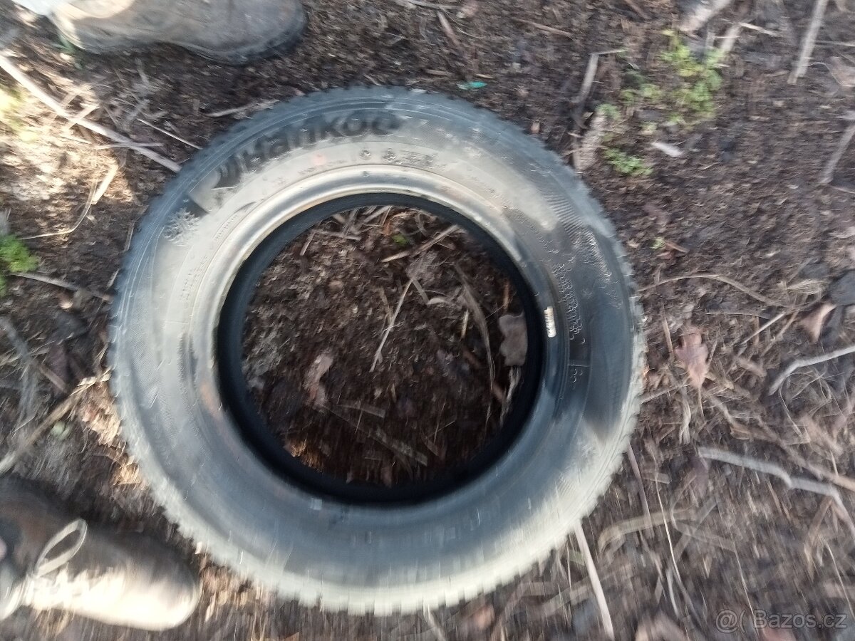 Prodám pneu hankook - 3