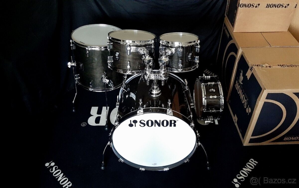 Prodám nové bicí Sonor AQ2- lak, transparent black - 3