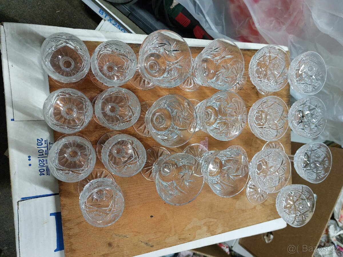 Krásné broušené skleničky - 3