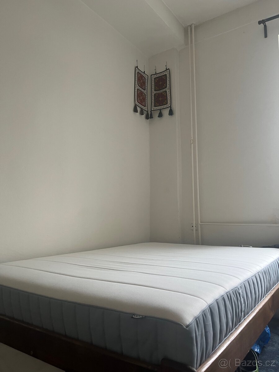 Prodám postel 140 × 200 cm - 3