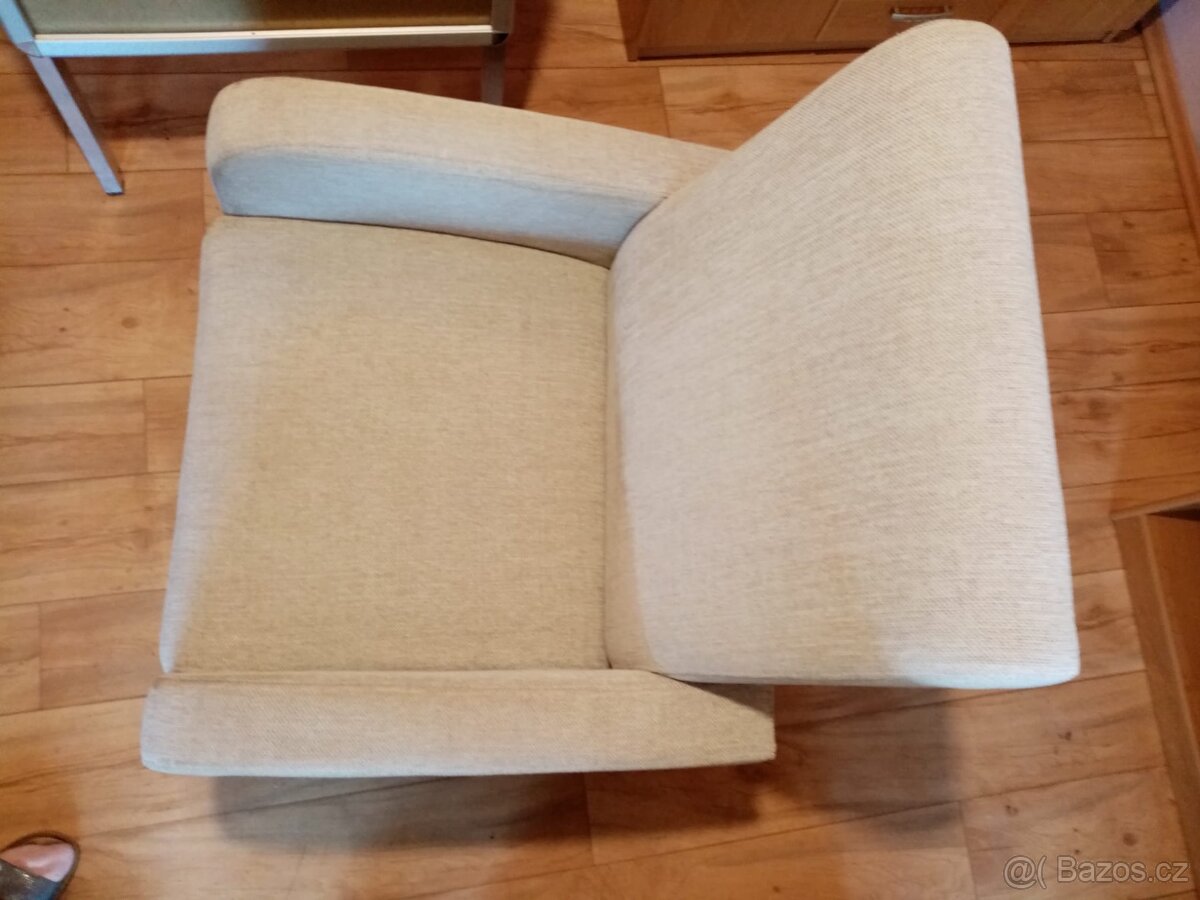 Křesílko béžové - 3