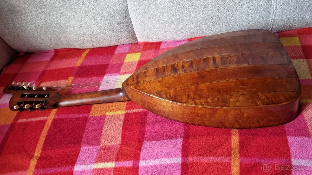 10ti strunný Celomasivní nástroj - 3