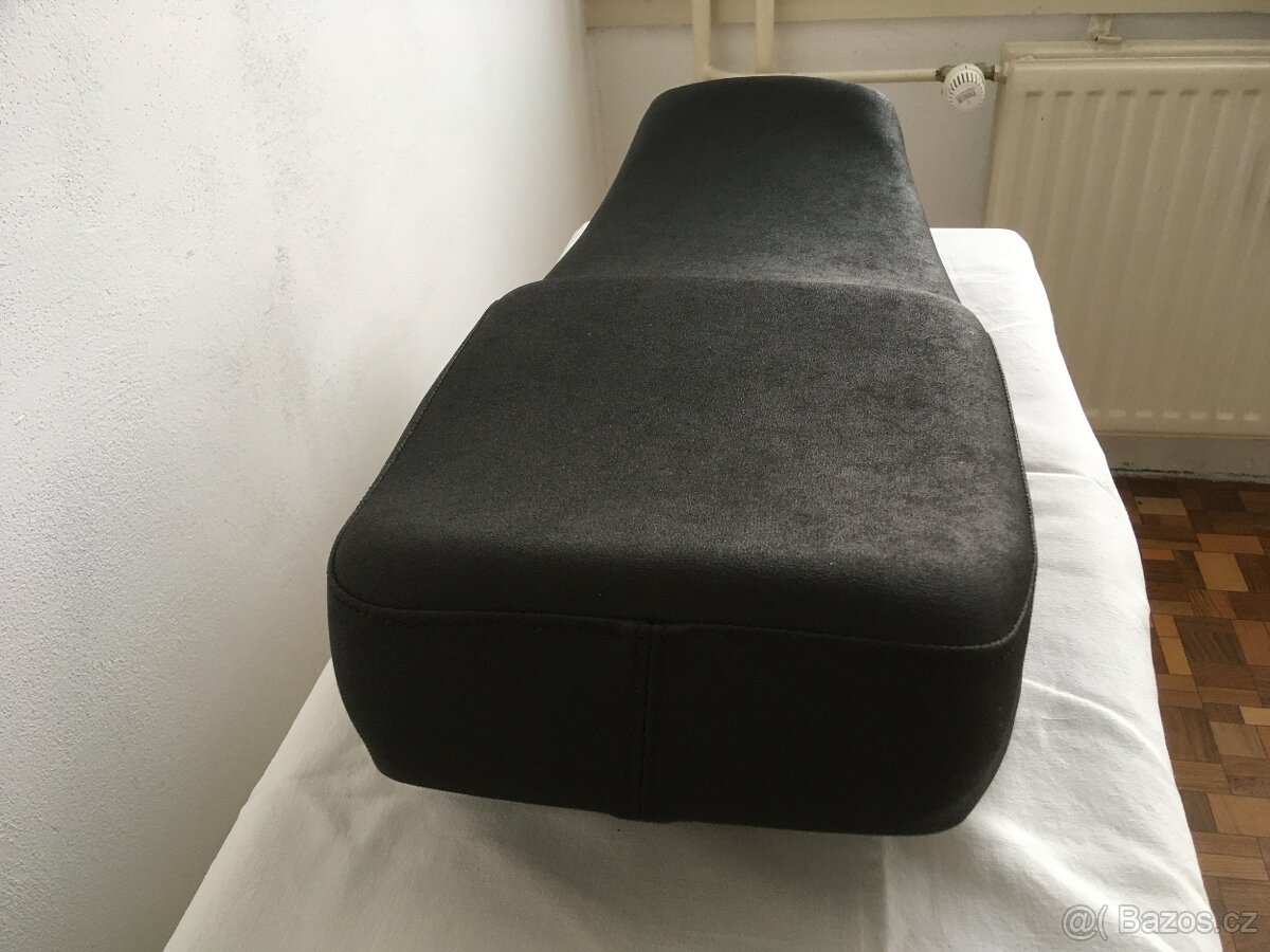 Dvousedadlo BMW R2V - 3