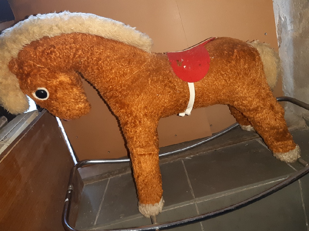 Starý houpaci kůň - 3