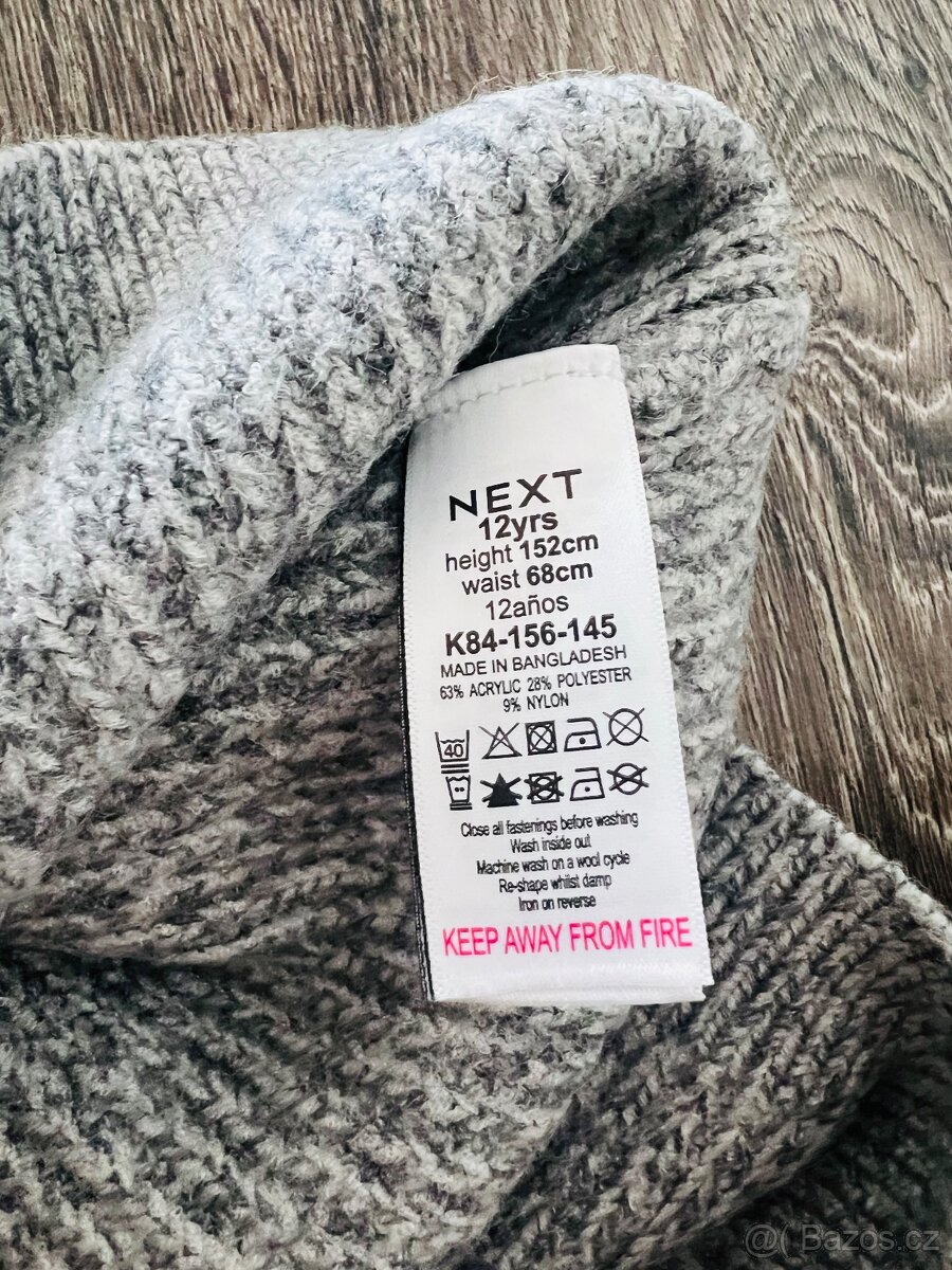 Svetr - NEXT - 3