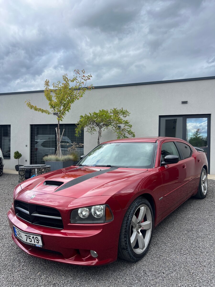 Dodge Charger 6.1 SRT-8 - 3