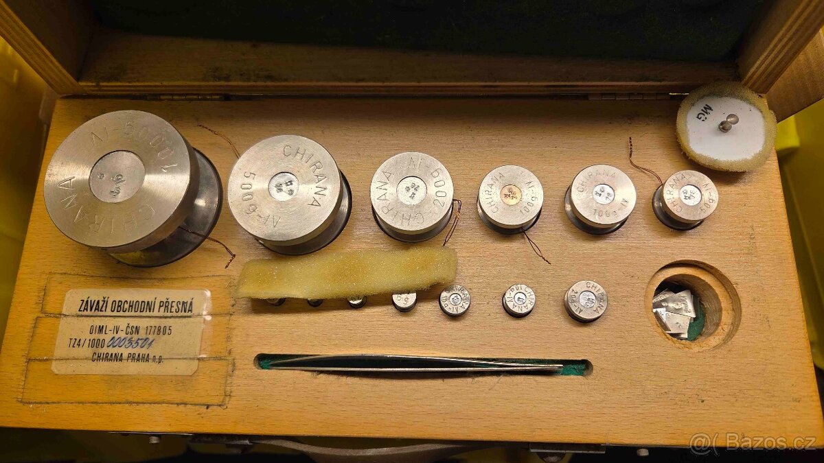 laboratorní závaží Chirana - 3