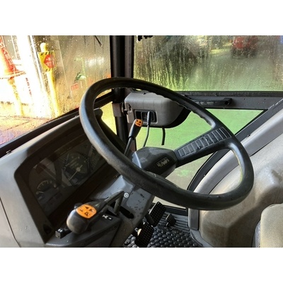 Malotraktor s kabinou - 3