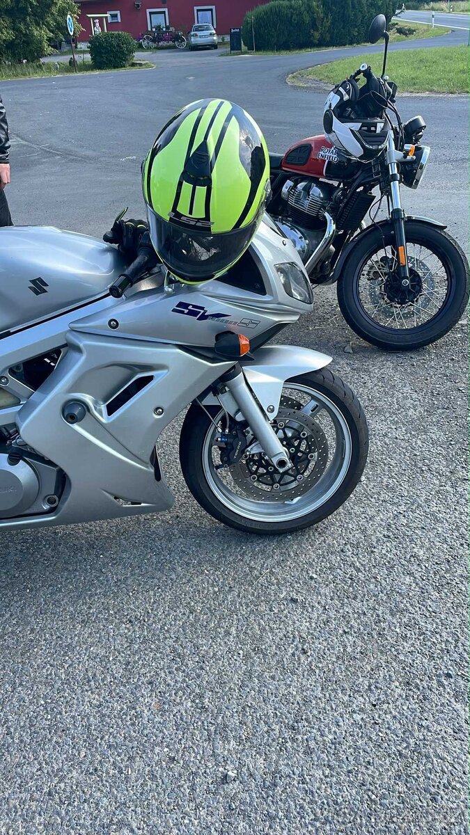Suzuki SV 1000S - 3
