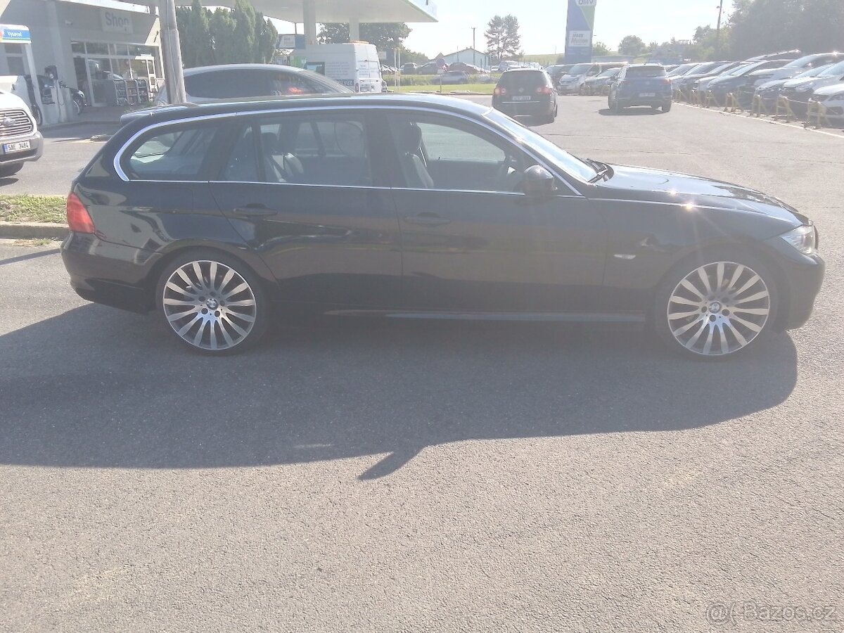 BMW 318 Touring 2,0 AUTOMATIC - 3