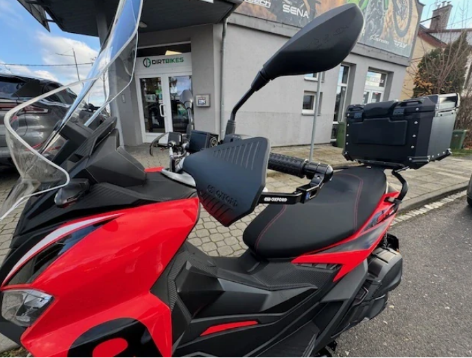 Aprilia SR GT 125 + Touring KIT - 3