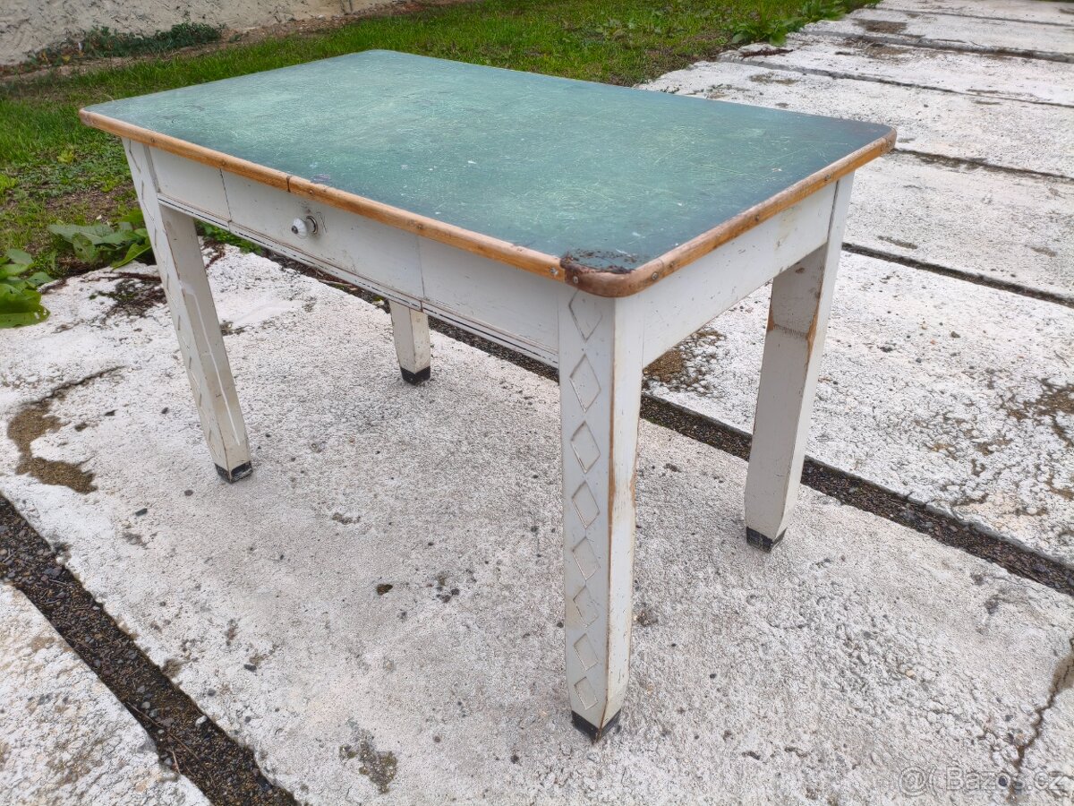 Starožitný jídelní stůl se šuplíkem - 3